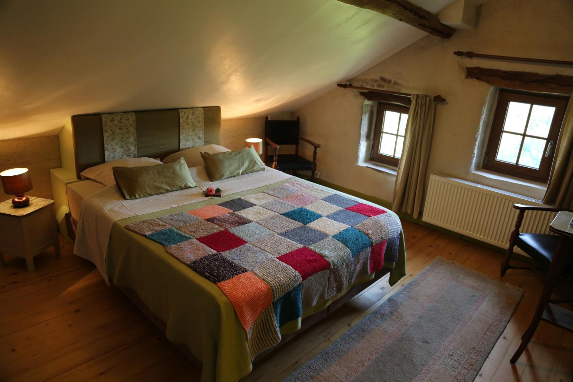 Les Grandes Fontaines Bed and Breakfast La Longine Eksteriør billede