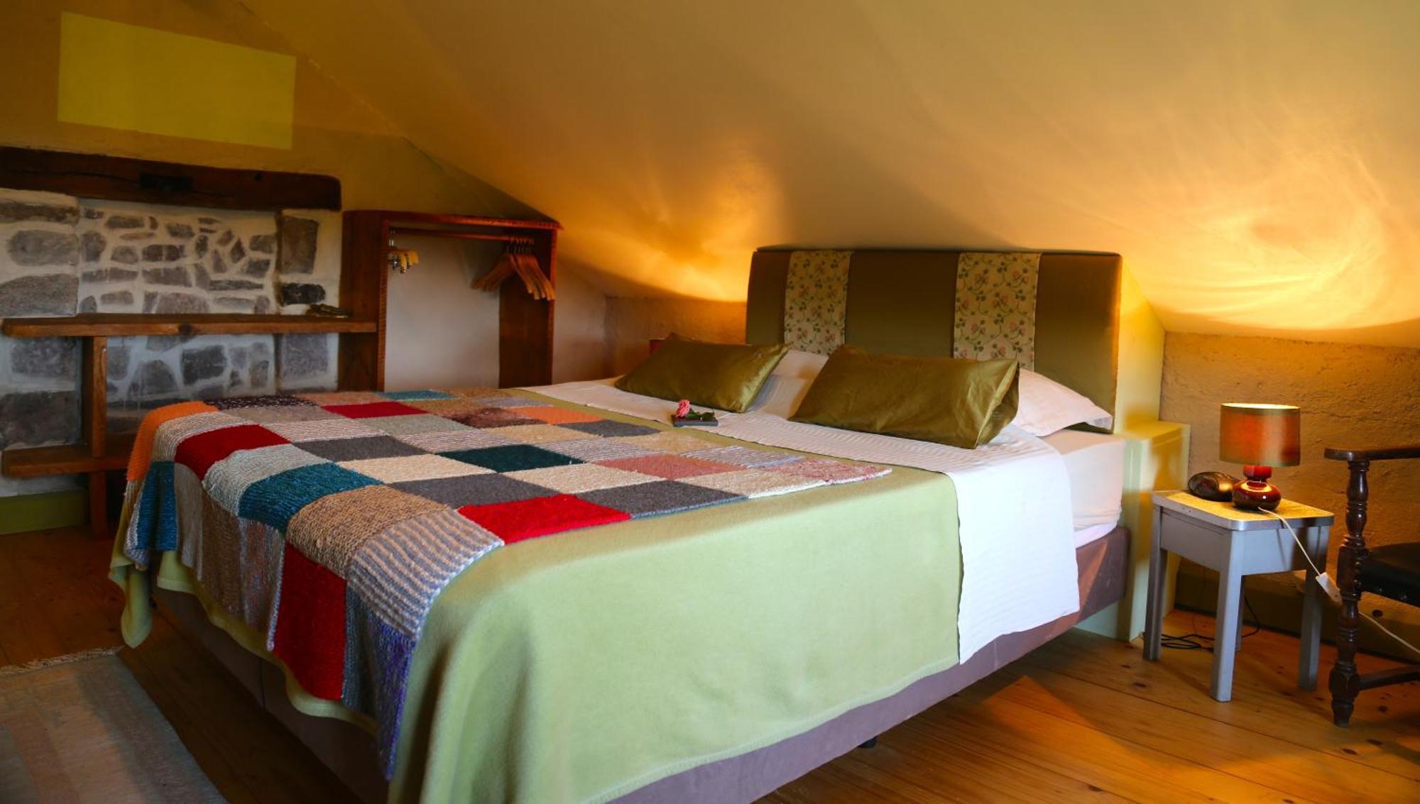 Les Grandes Fontaines Bed and Breakfast La Longine Eksteriør billede
