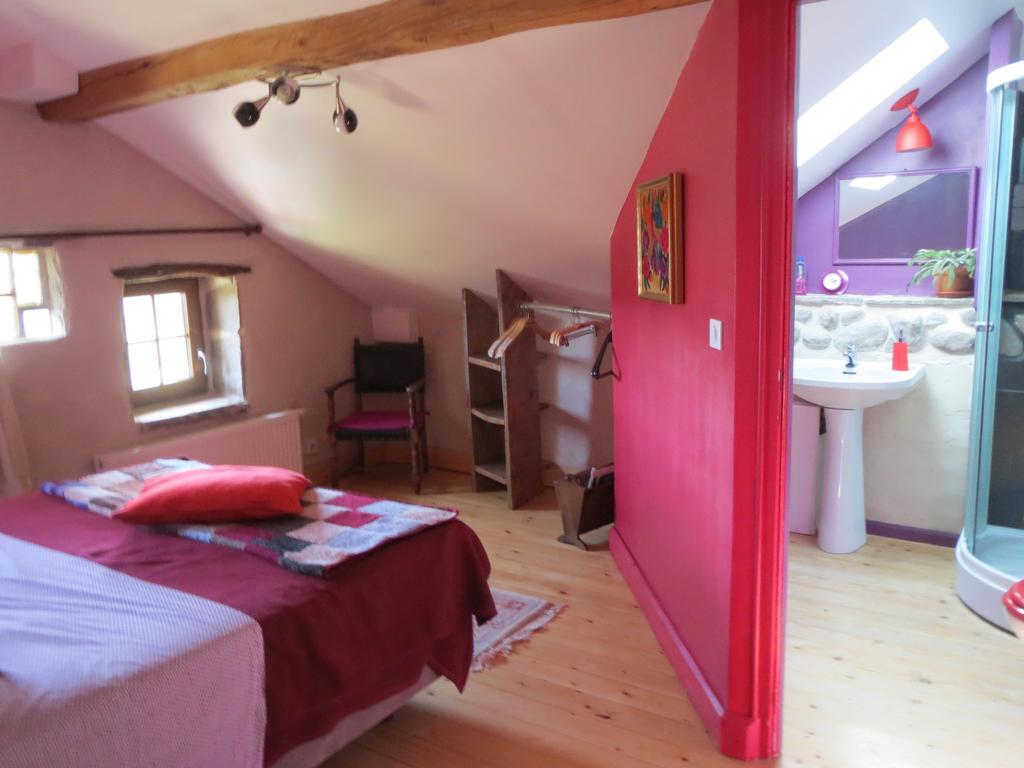 Les Grandes Fontaines Bed and Breakfast La Longine Eksteriør billede