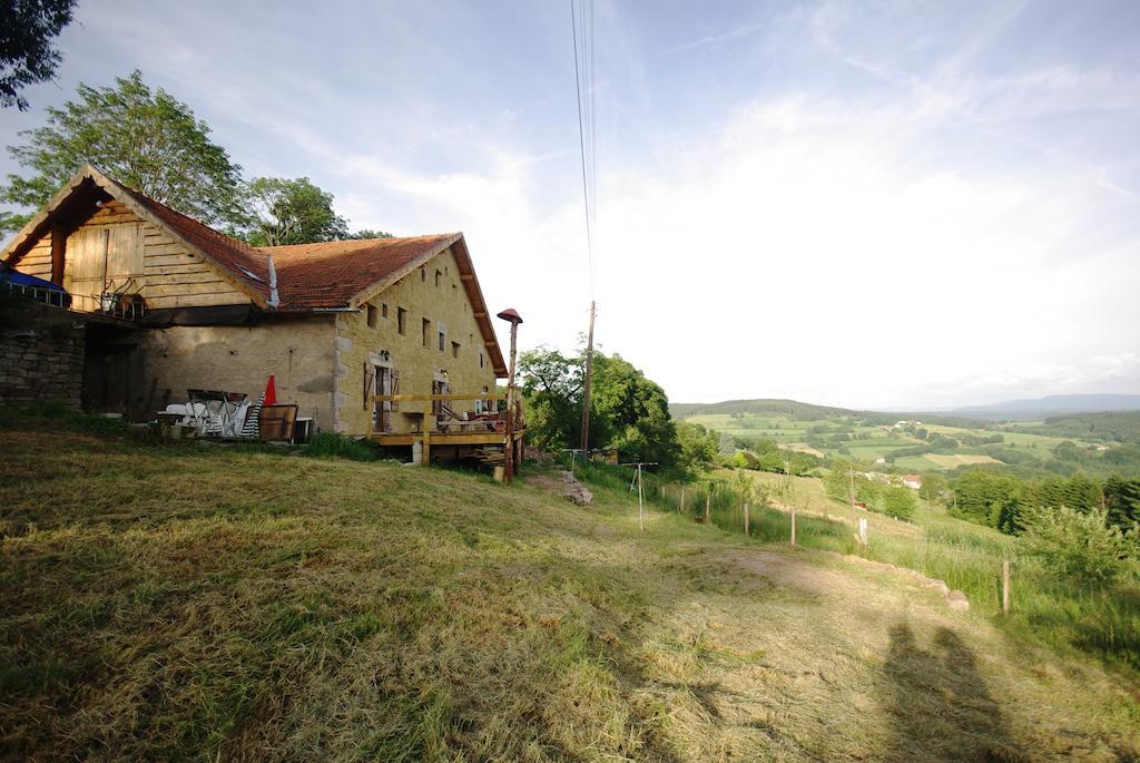 Les Grandes Fontaines Bed and Breakfast La Longine Eksteriør billede