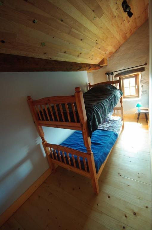 Les Grandes Fontaines Bed and Breakfast La Longine Værelse billede