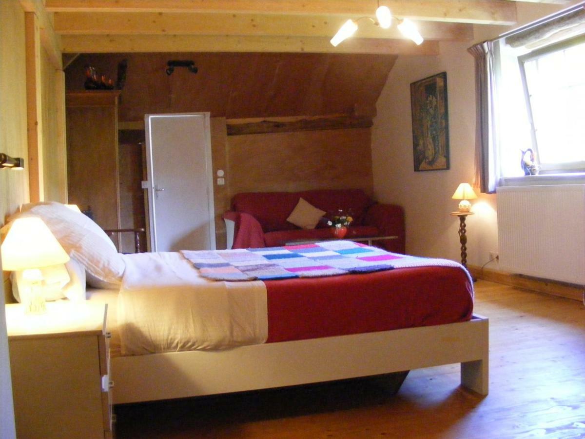 Les Grandes Fontaines Bed and Breakfast La Longine Eksteriør billede